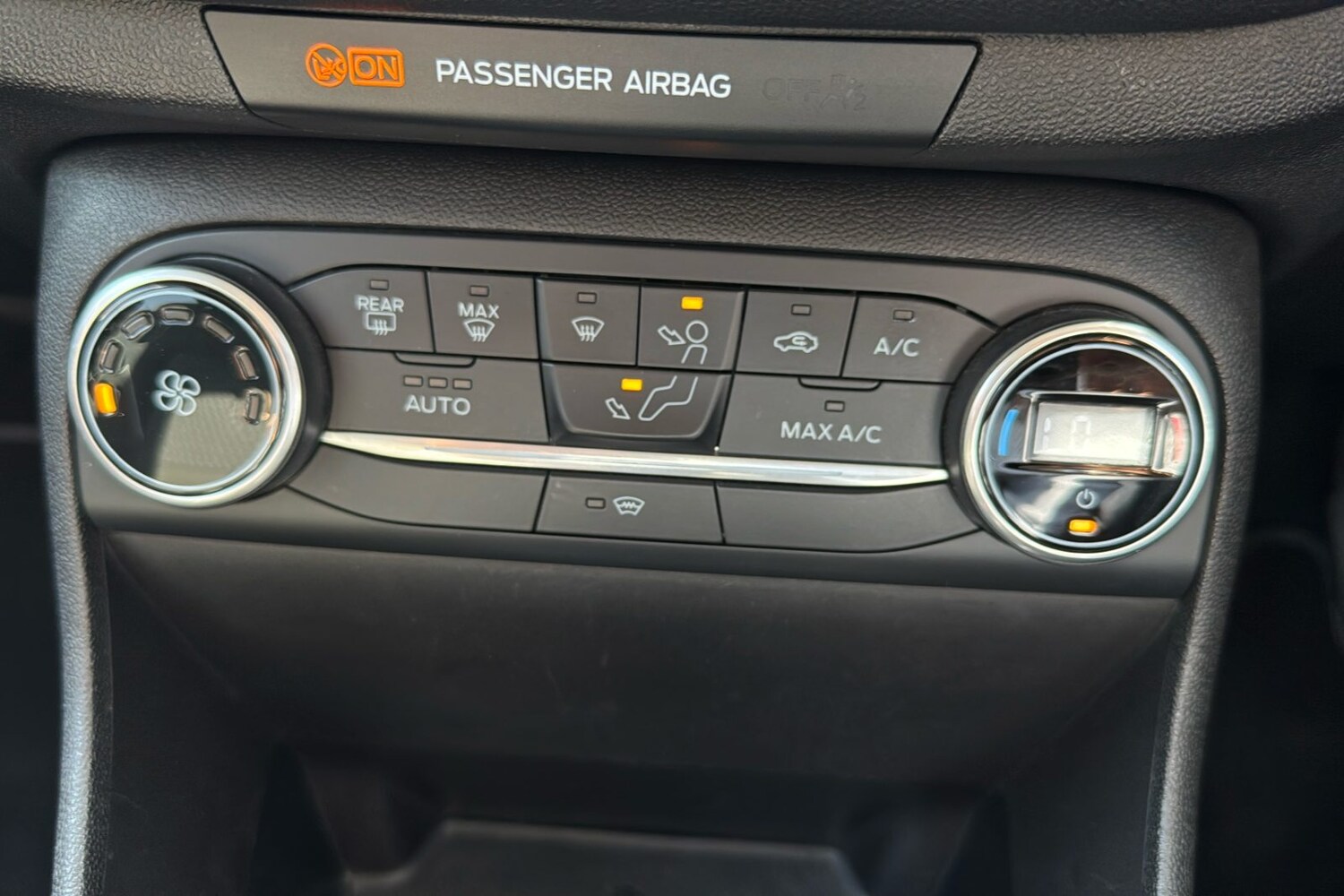 Used Ford Fiesta 2018 for sale - 78221094: Photo 15