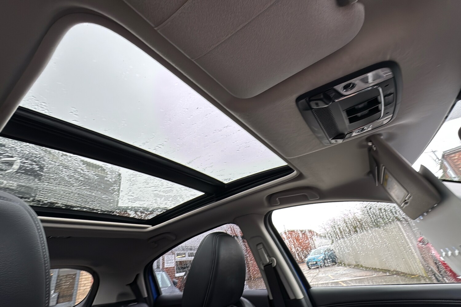 Used Honda HR-V 2018 for sale - 76757325: Photo 24