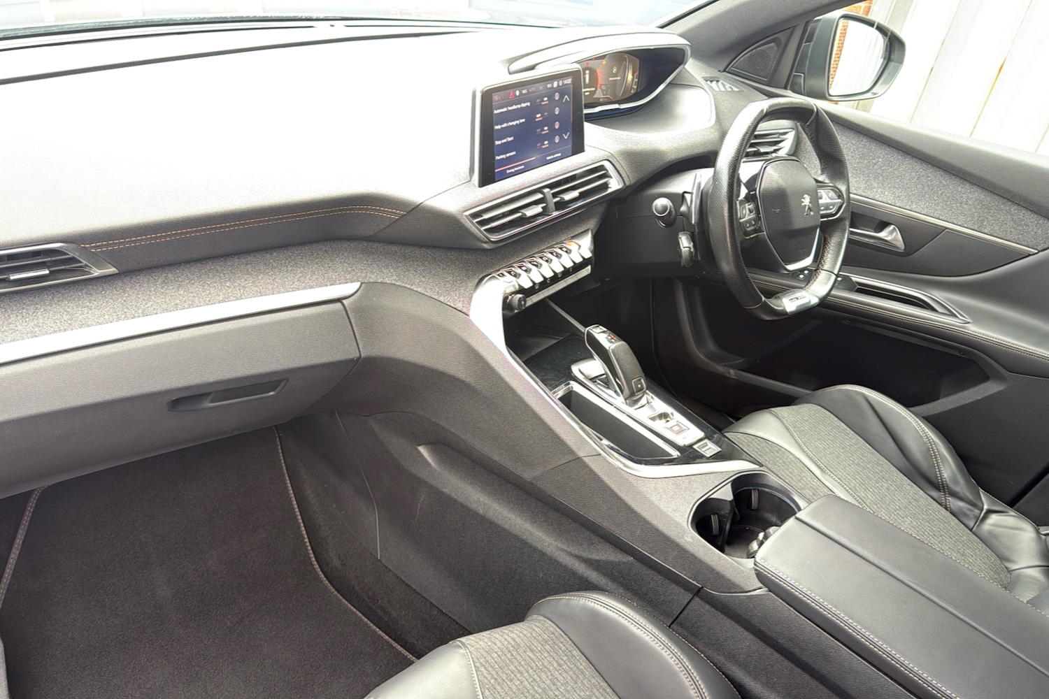 Used Peugeot 5008 2018 for sale - 76373494: Photo 11