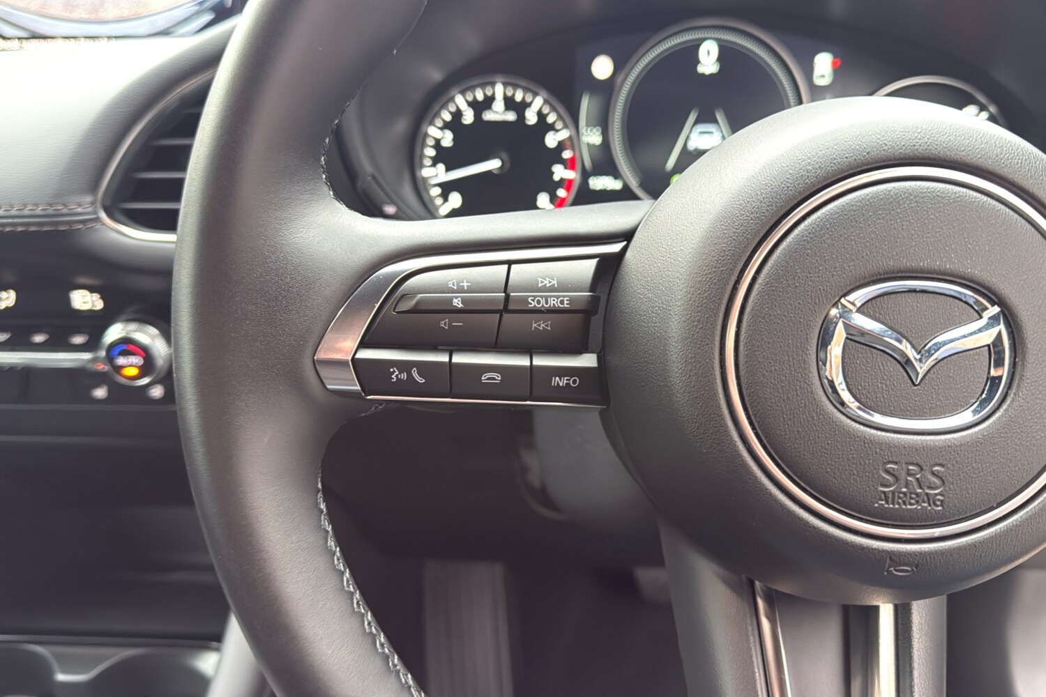 Used Mazda Mazda3 2025 for sale - 76022160: Photo 17