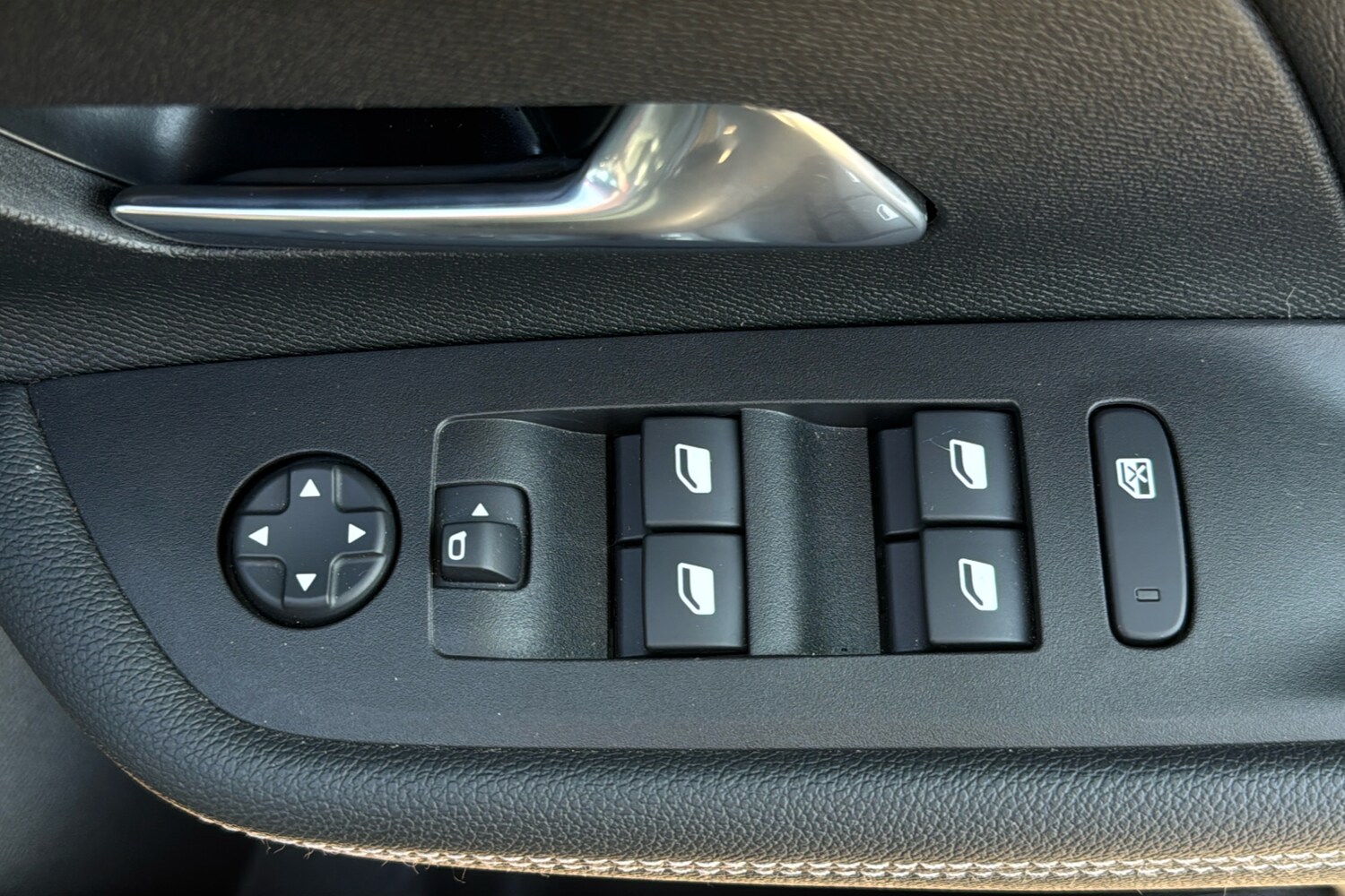 Used Vauxhall Mokka Electric for sale - 78103868: Photo 42