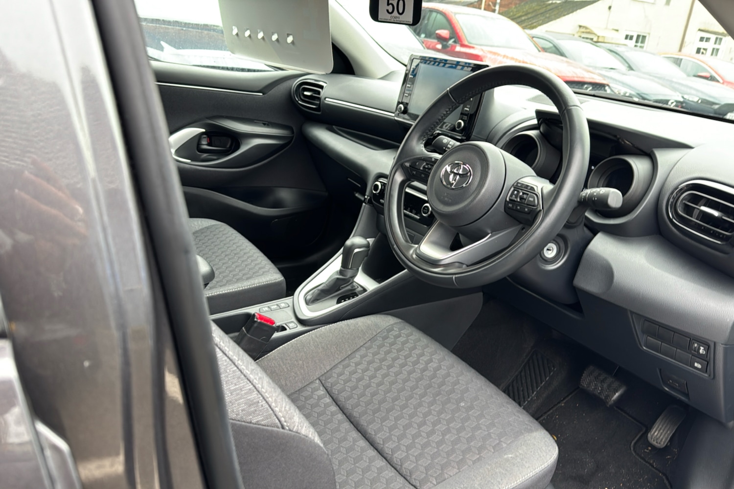Used Toyota Yaris 2023 for sale - 77149144: Photo 10