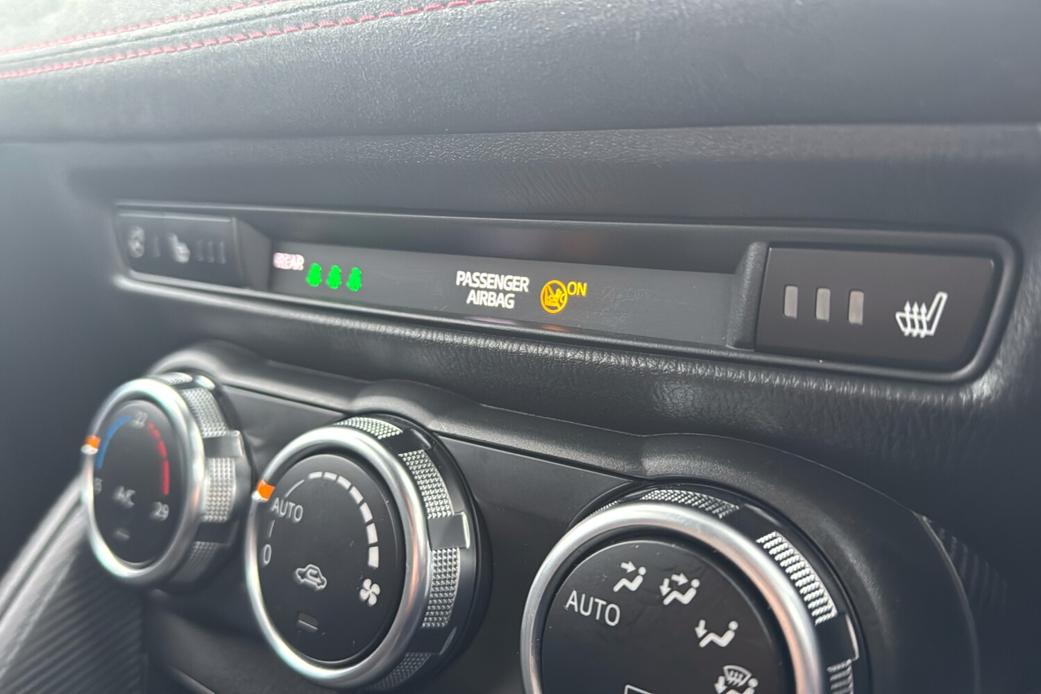 Used Mazda Mazda2 2023 for sale - 76576370: Photo 16