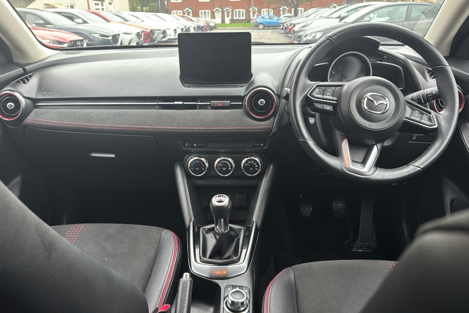 Used Mazda Mazda2 2023 for sale - 76576370: Photo 9