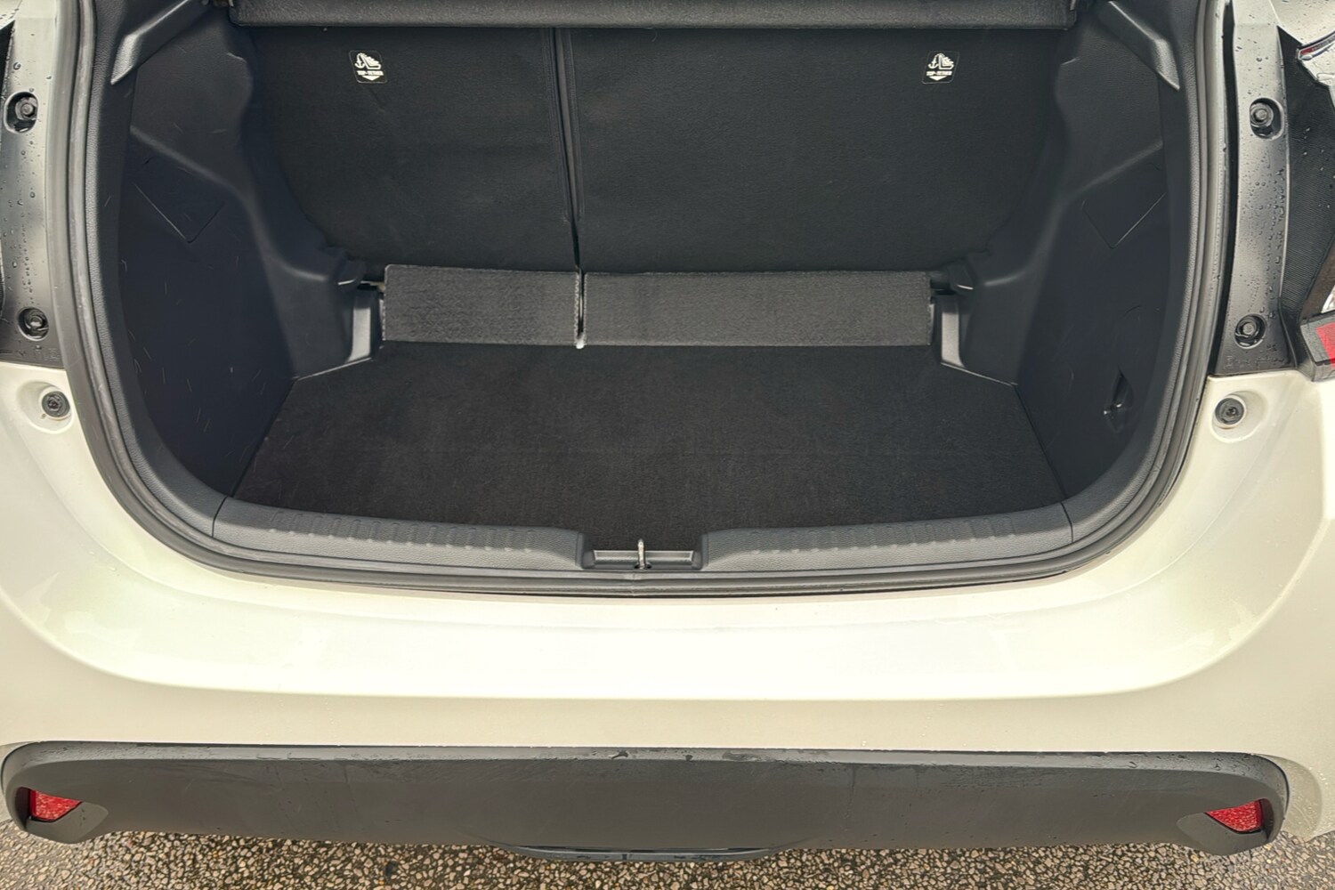 Used Mazda Mazda2 2022 for sale - 76477686: Photo 19