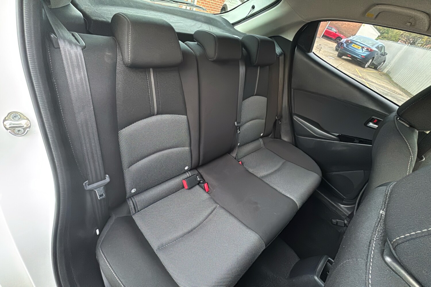 Used Mazda Mazda2 2017 for sale - 76436002: Photo 12