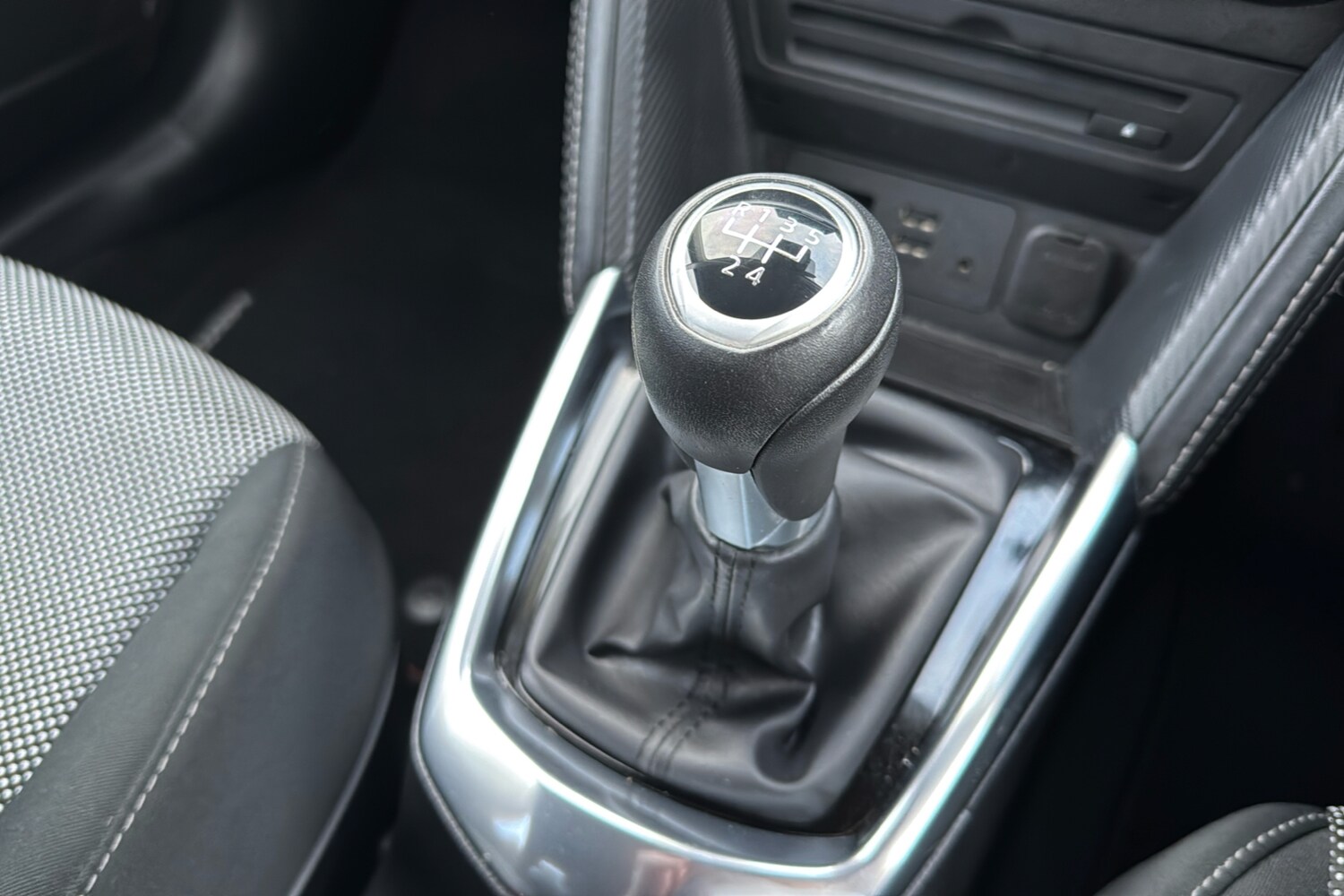 Used Mazda Mazda2 2017 for sale - 76436002: Photo 13