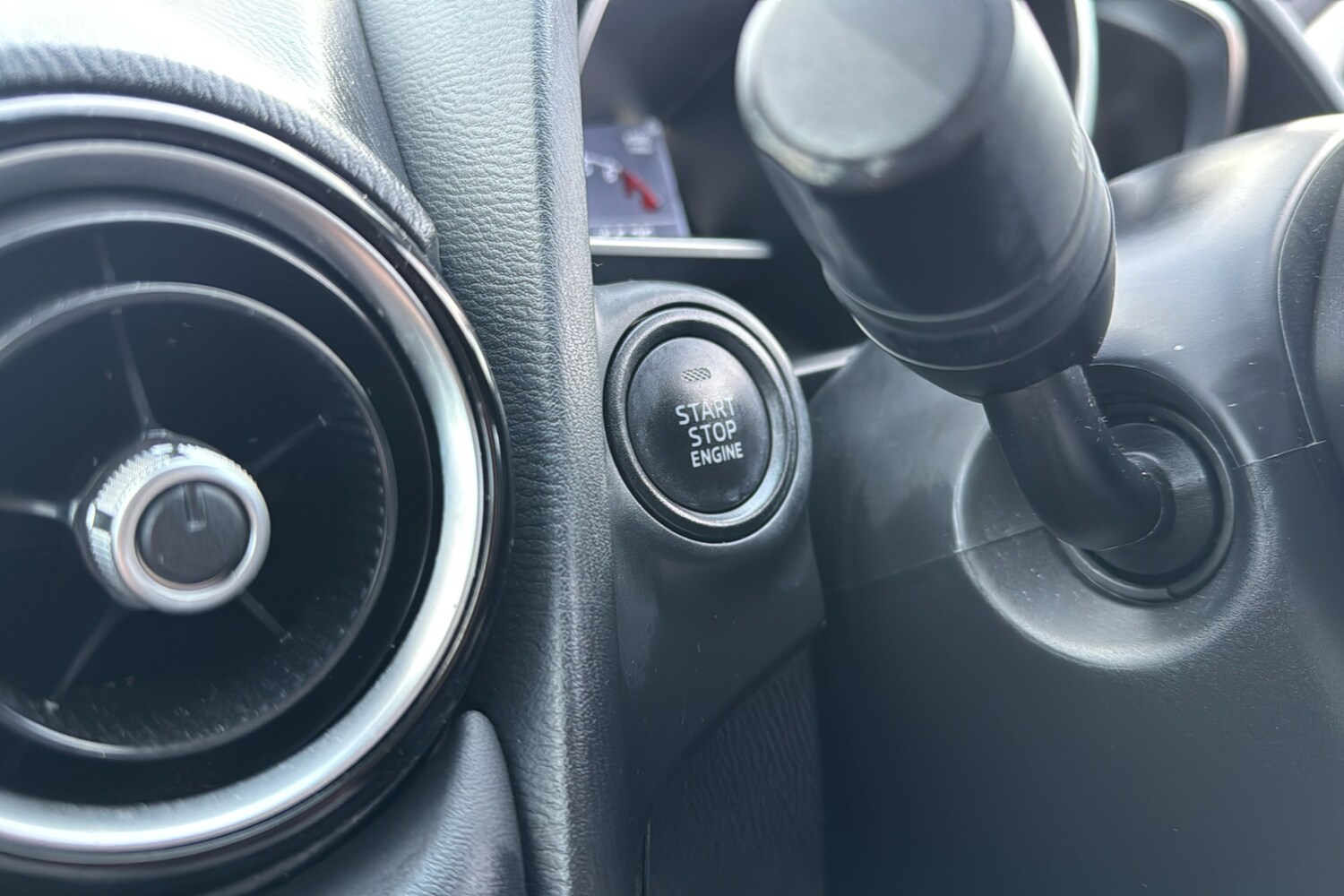 Used Mazda Mazda2 2017 for sale - 76436002: Photo 23