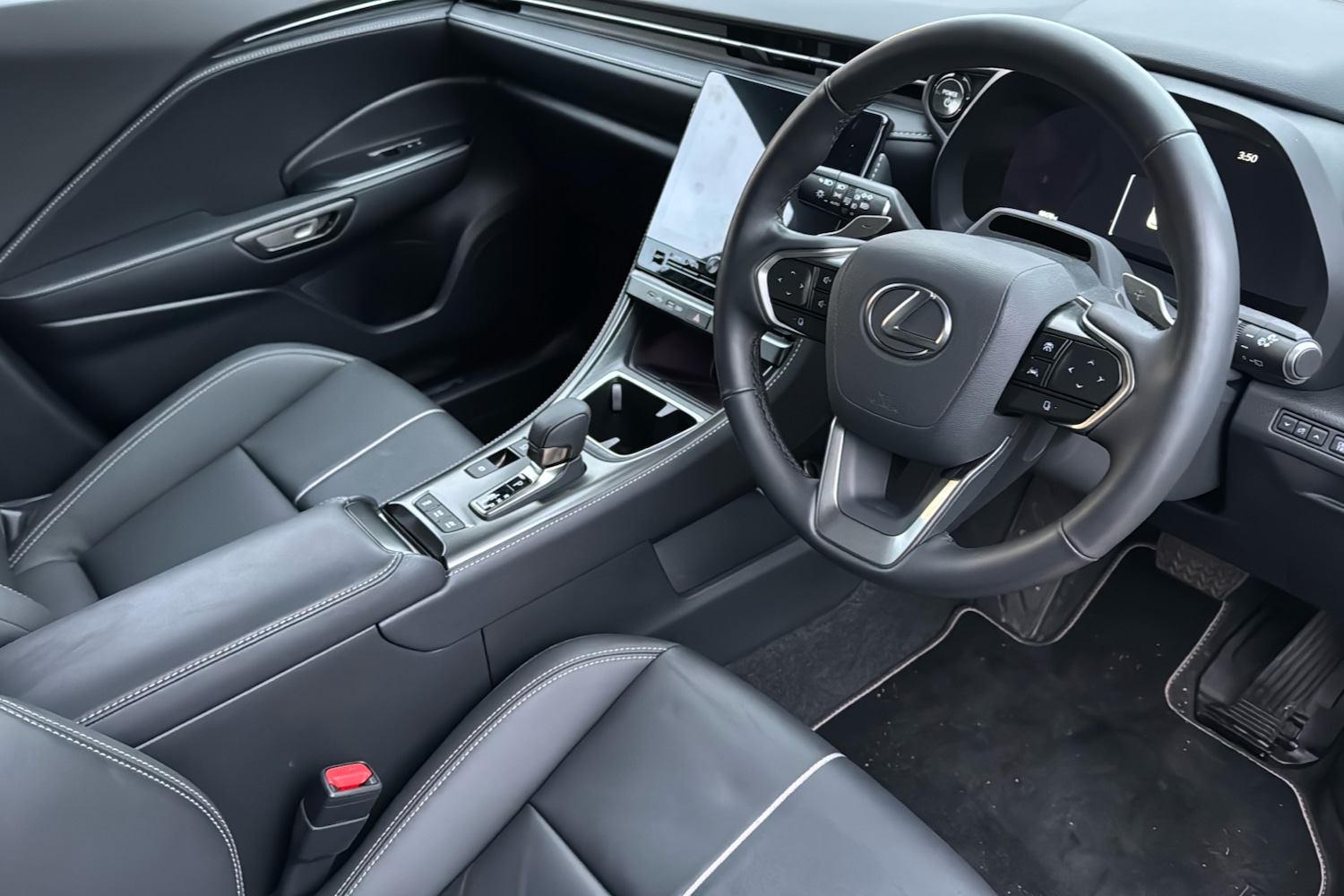 Used Lexus LBX 2024 for sale - 76477677: Photo 10