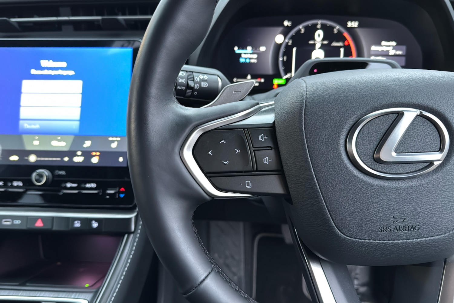 Used Lexus LBX 2024 for sale - 76477677: Photo 17