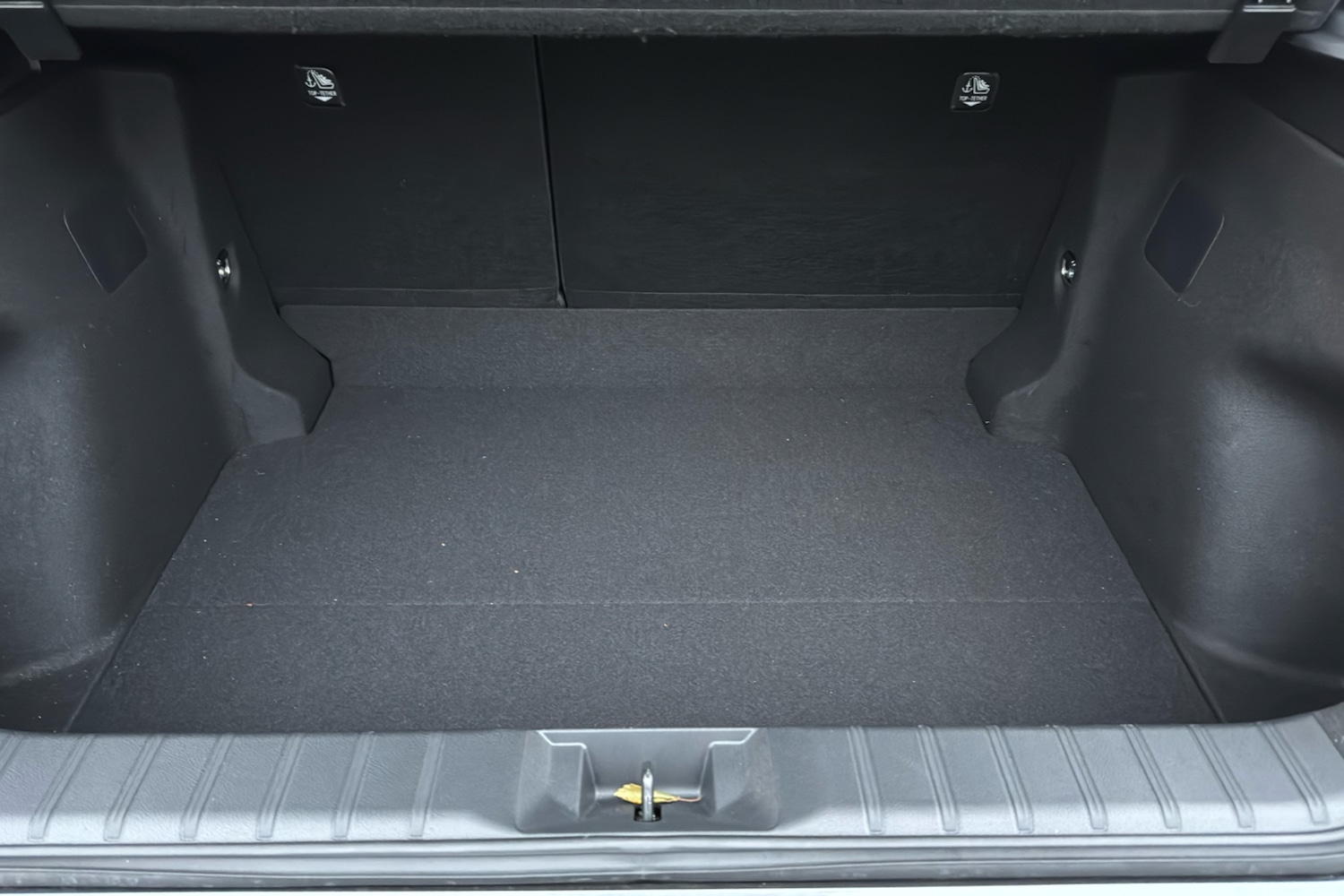 Used Lexus LBX 2024 for sale - 76477677: Photo 19