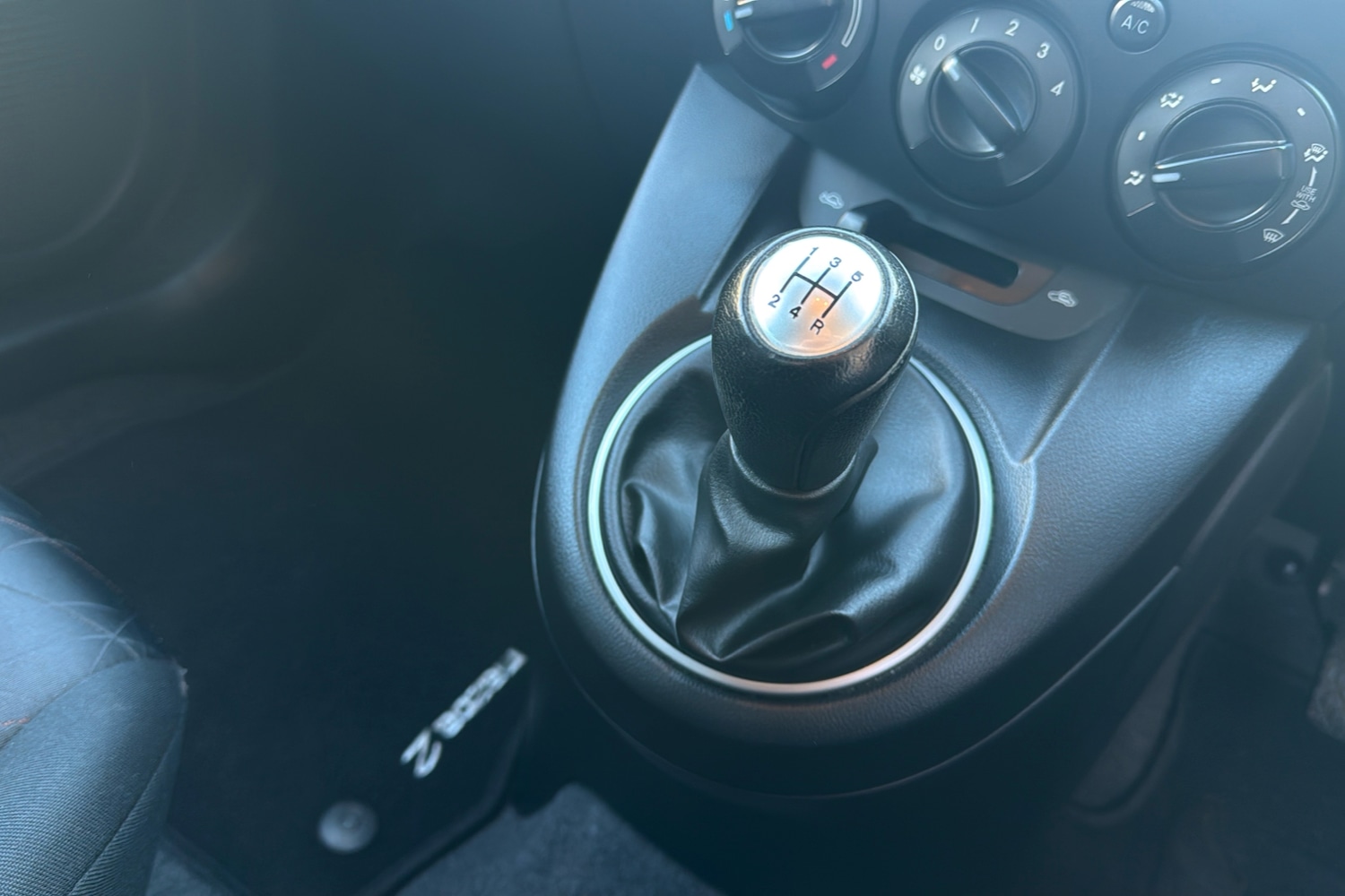 Used Mazda Mazda2 2013 for sale - 76339406: Photo 13