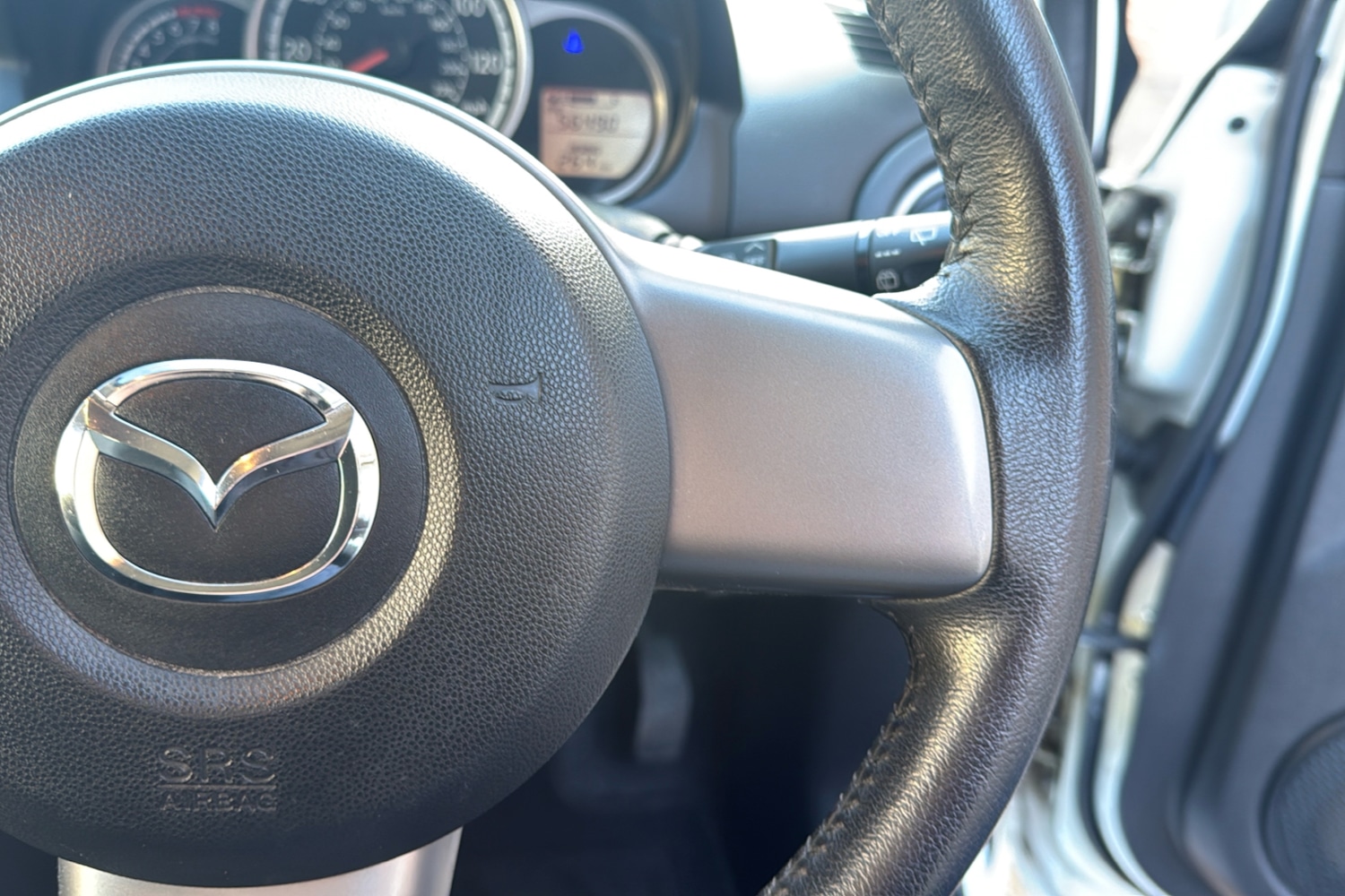 Used Mazda Mazda2 2013 for sale - 76339406: Photo 18