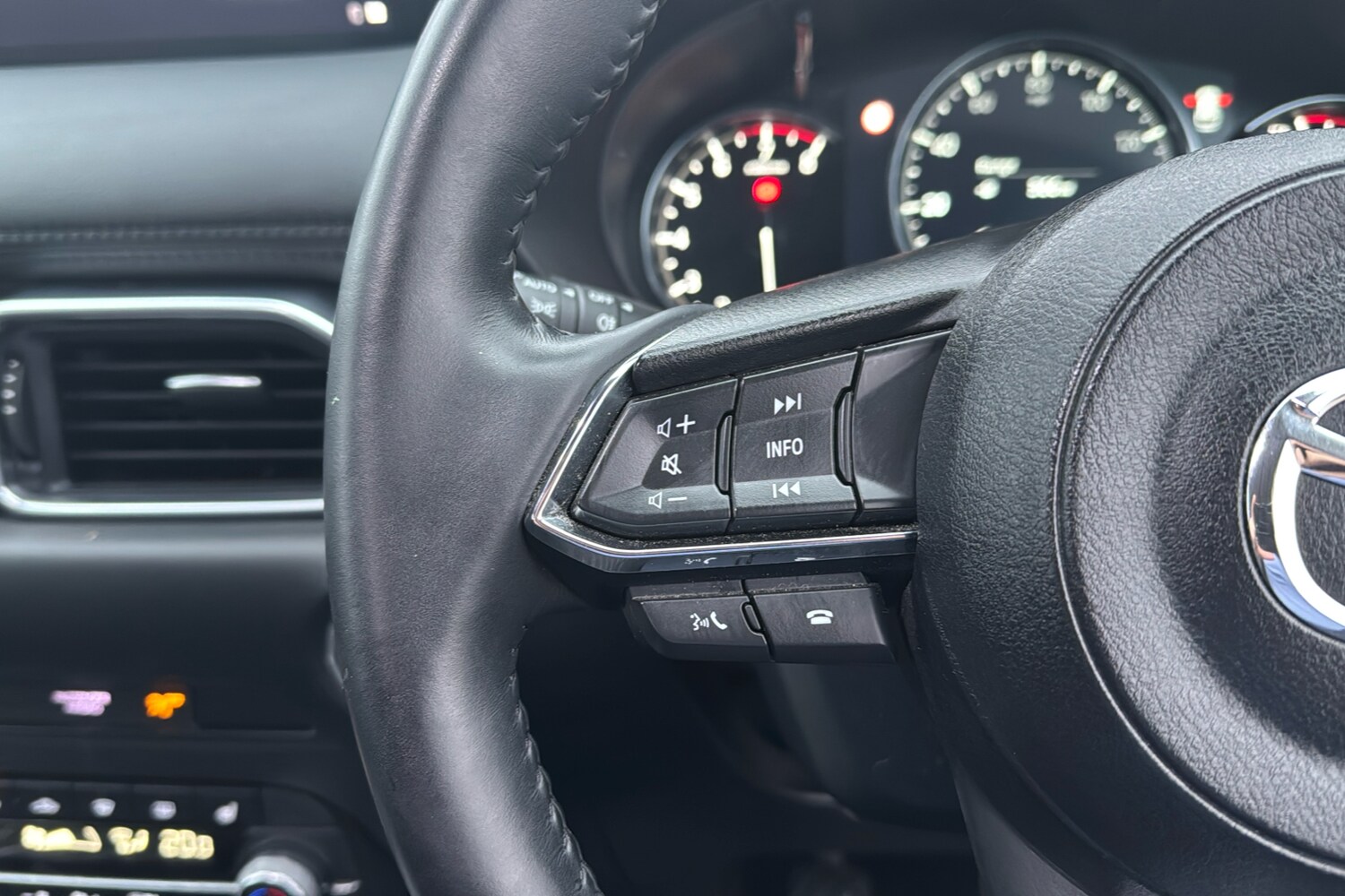 Used Mazda CX-5 2023 for sale - 76477691: Photo 17