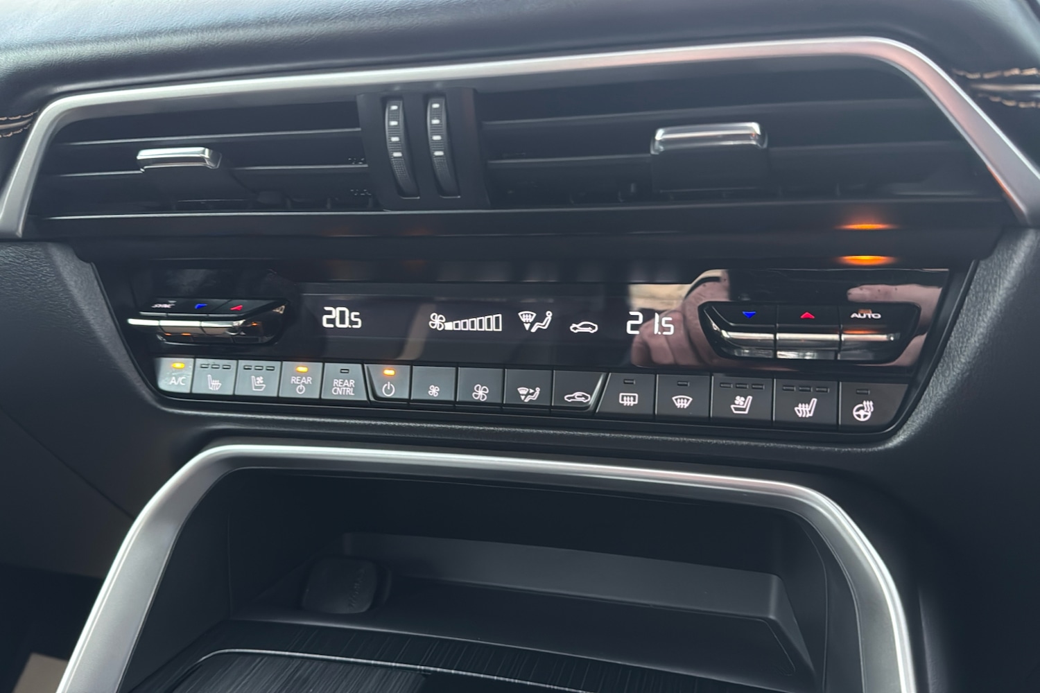 Used Mazda CX-80 2025 for sale - 76916287: Photo 16