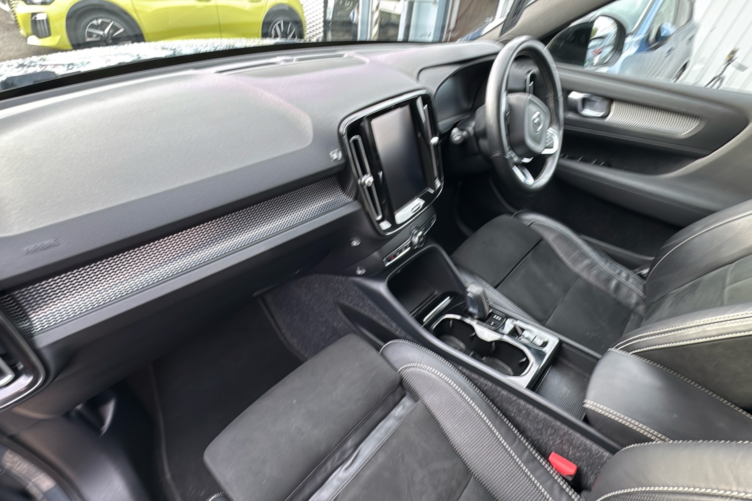 Used Volvo XC40 2020 for sale - 76553350: Photo 11