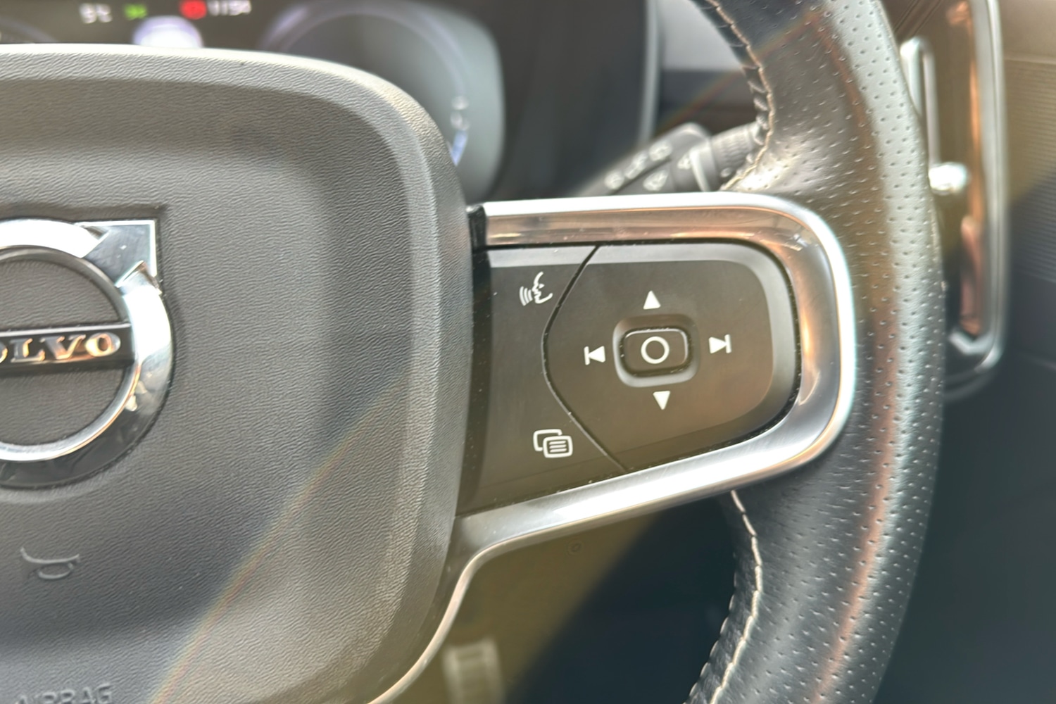 Used Volvo XC40 2020 for sale - 76553350: Photo 18