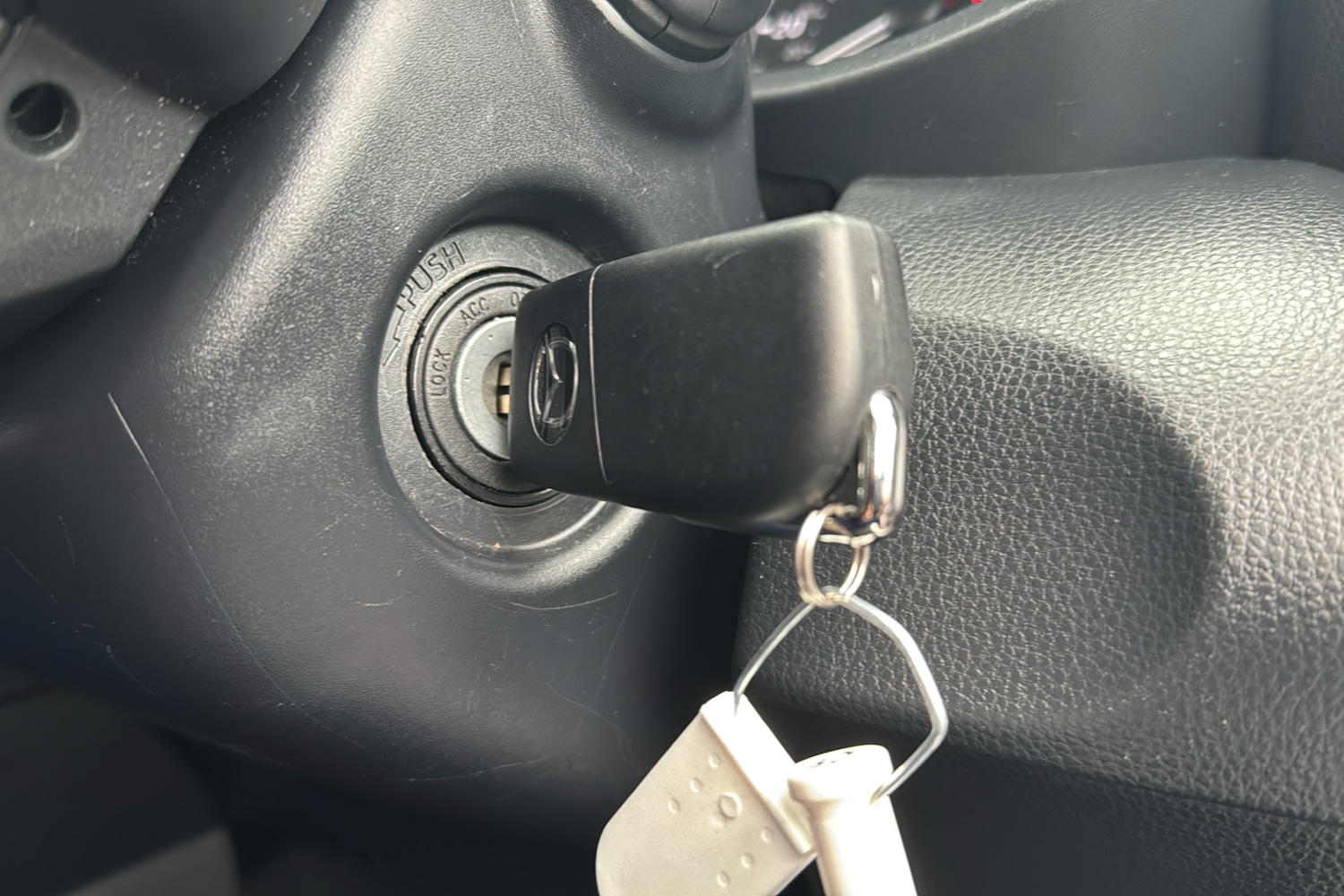 Used Mazda Mazda2 HYBRID 2022 for sale - 77541122: Photo 23