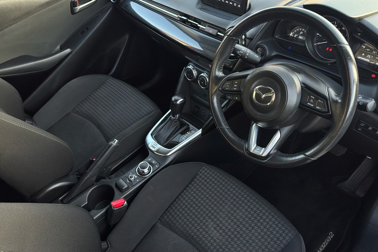 Used Mazda Mazda2 2018 for sale - 77800204: Photo 10