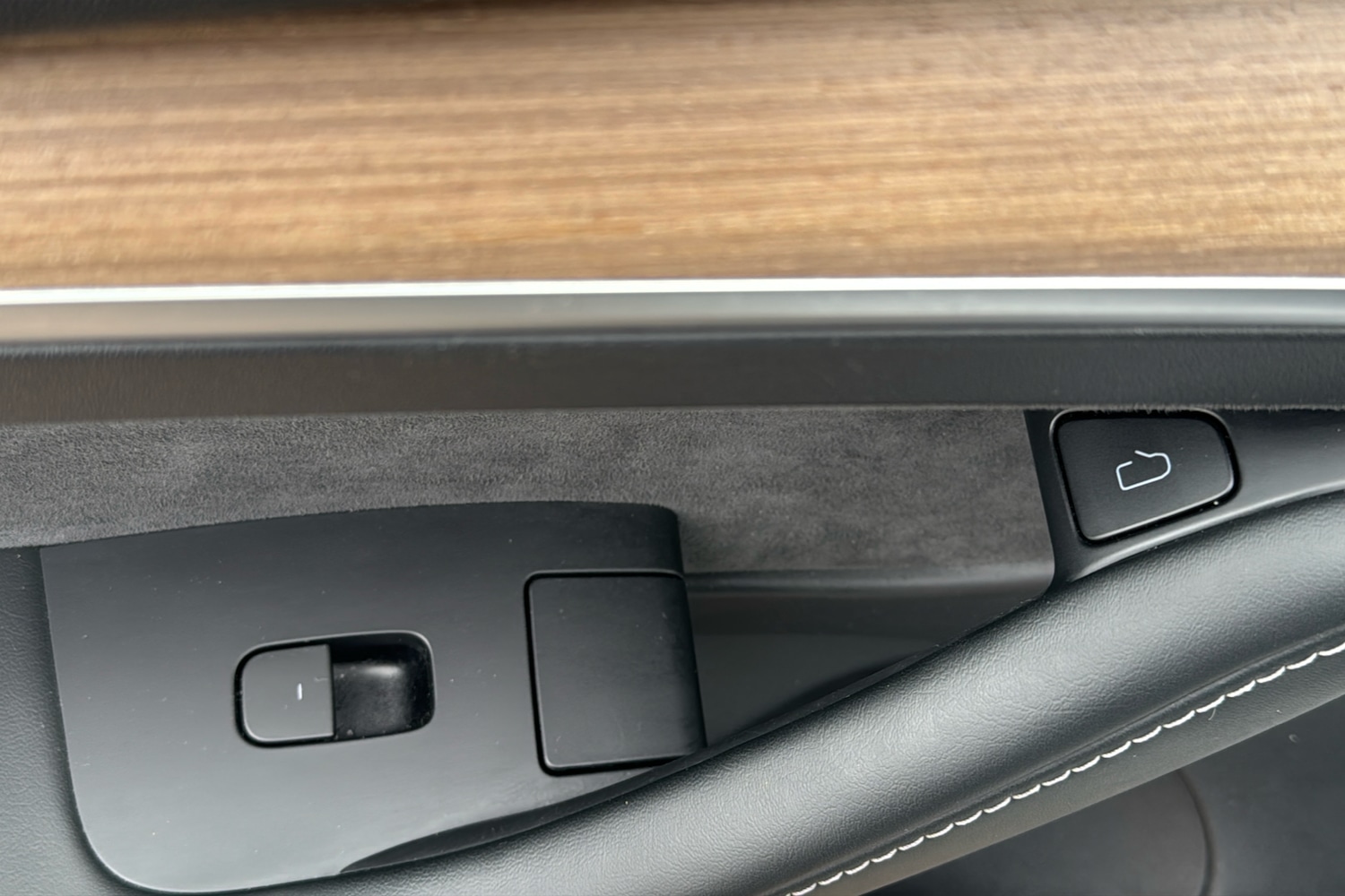 Used Tesla Model 3 2023 for sale - 78187659: Photo 36