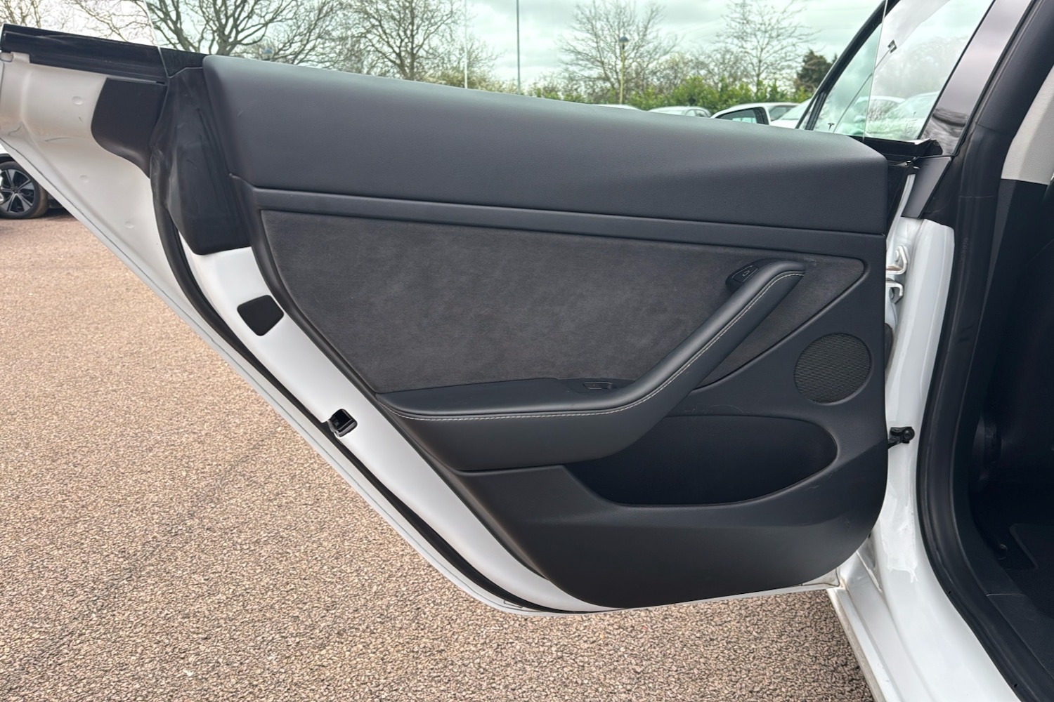 Used Tesla Model 3 2023 for sale - 78187659: Photo 37