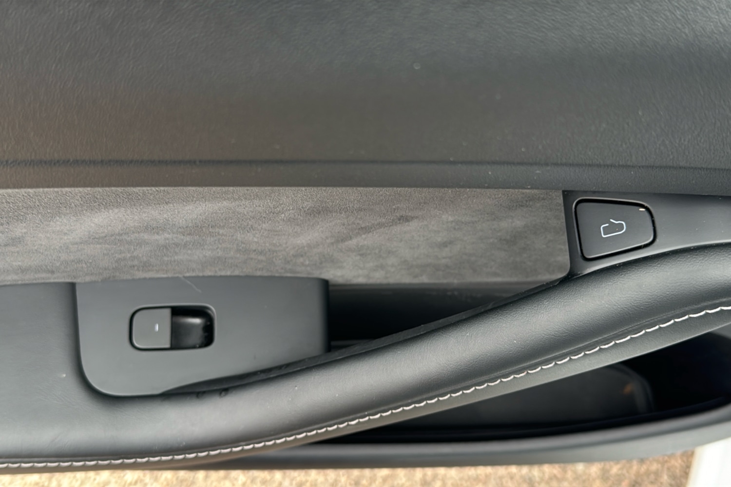 Used Tesla Model 3 2023 for sale - 78187659: Photo 38