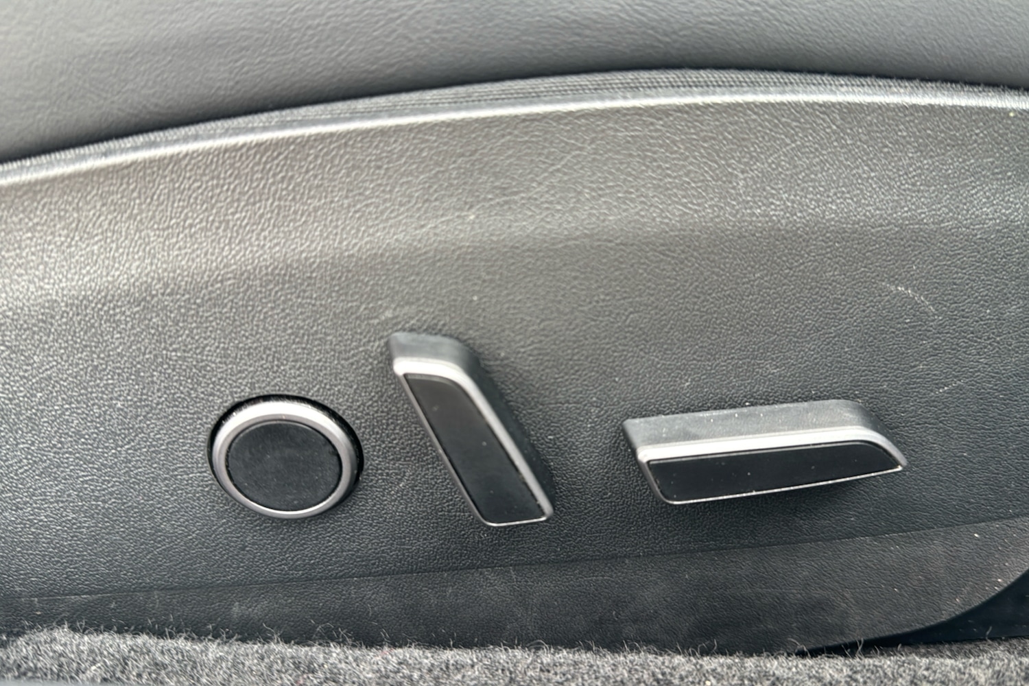 Used Tesla Model 3 2023 for sale - 78187659: Photo 45