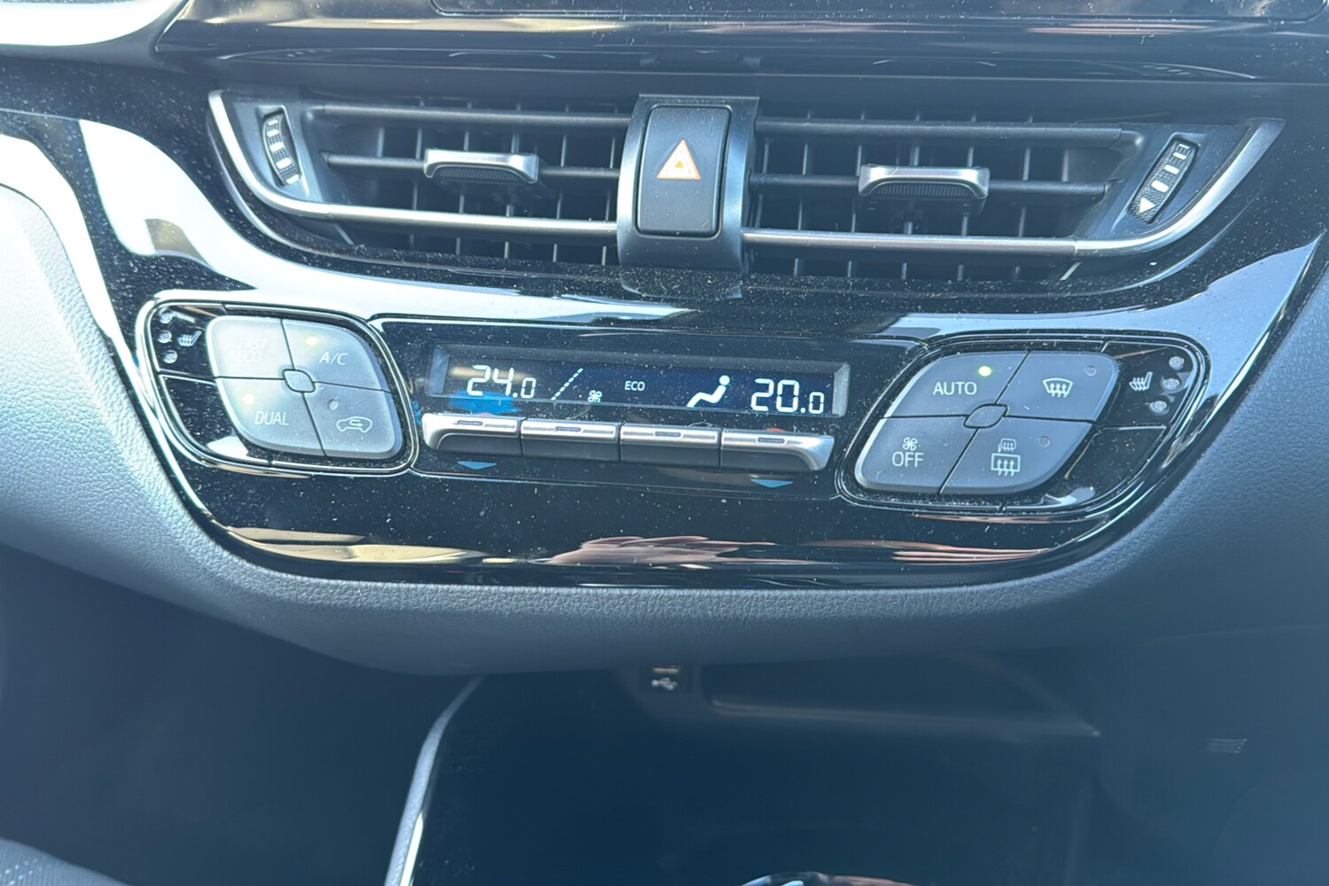 Used Toyota C-HR 2021 for sale - 77577587: Photo 16