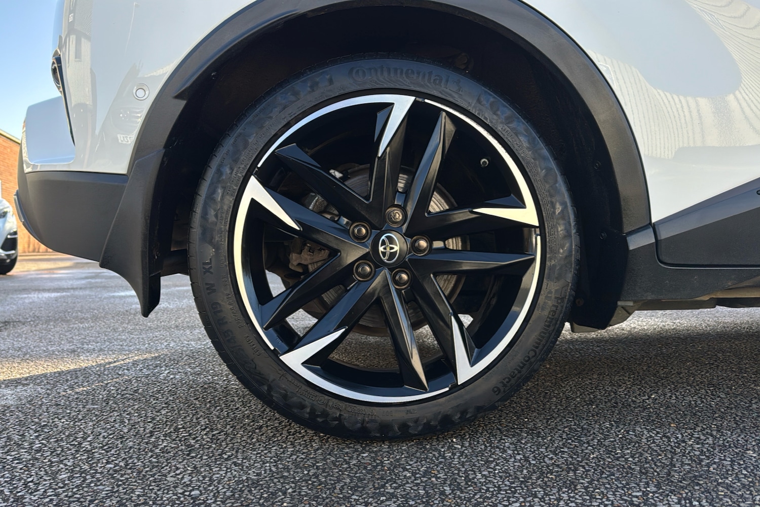 Used Toyota C-HR 2021 for sale - 77577587: Photo 8