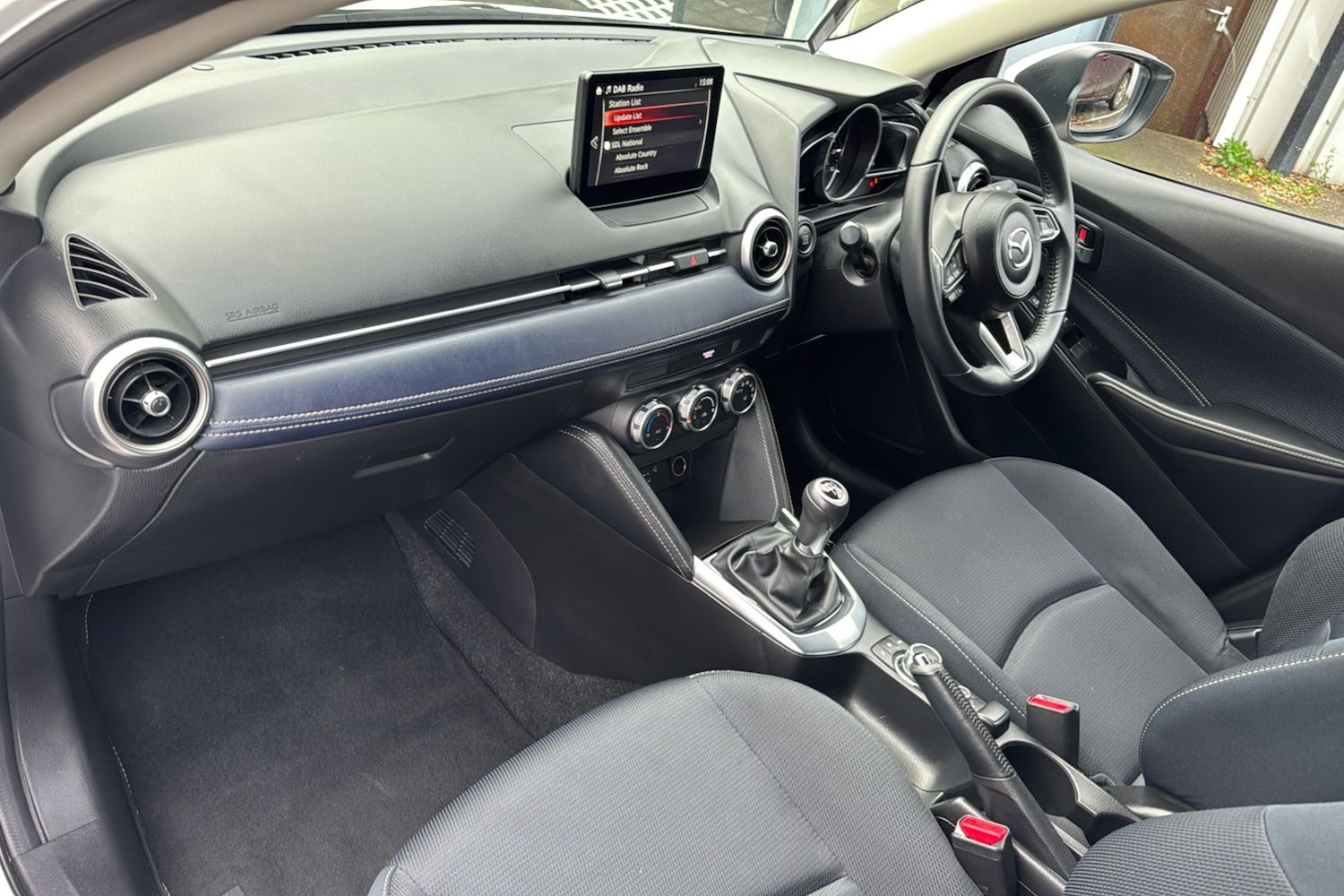 Used Mazda Mazda2 2023 for sale - 76380252: Photo 11