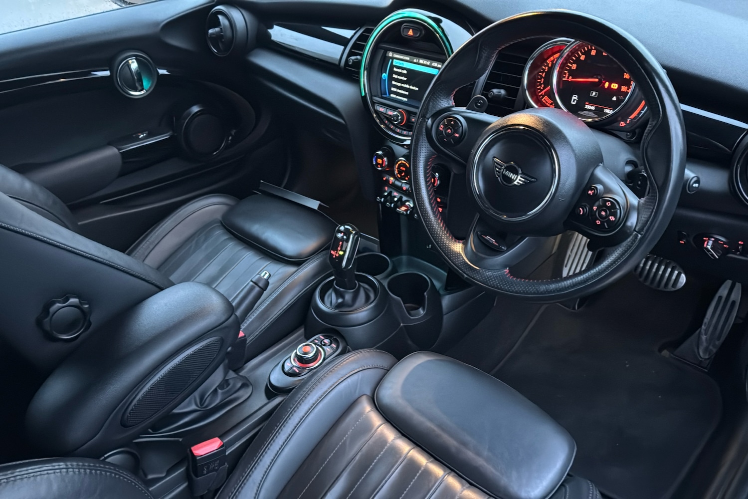 Used MINI Convertible 2019 for sale - 77502503: Photo 10