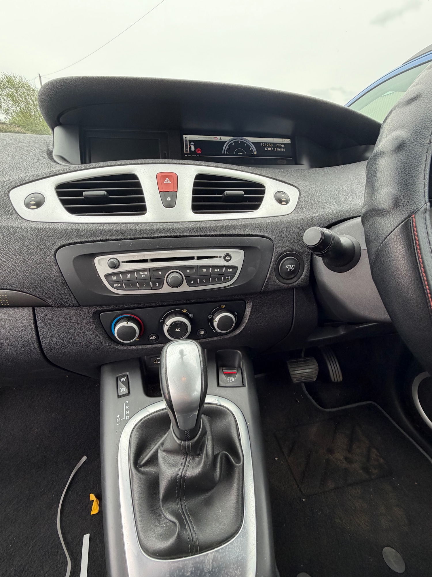 Used Renault Grand Scenic 2010 for sale - 78183545: Photo 3