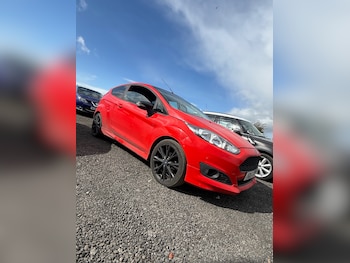 Used Ford Fiesta 2015 for sale - 78268883: Photo