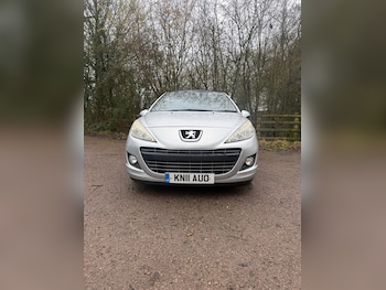 Used Peugeot 207 2011 for sale - 77409727: Photo