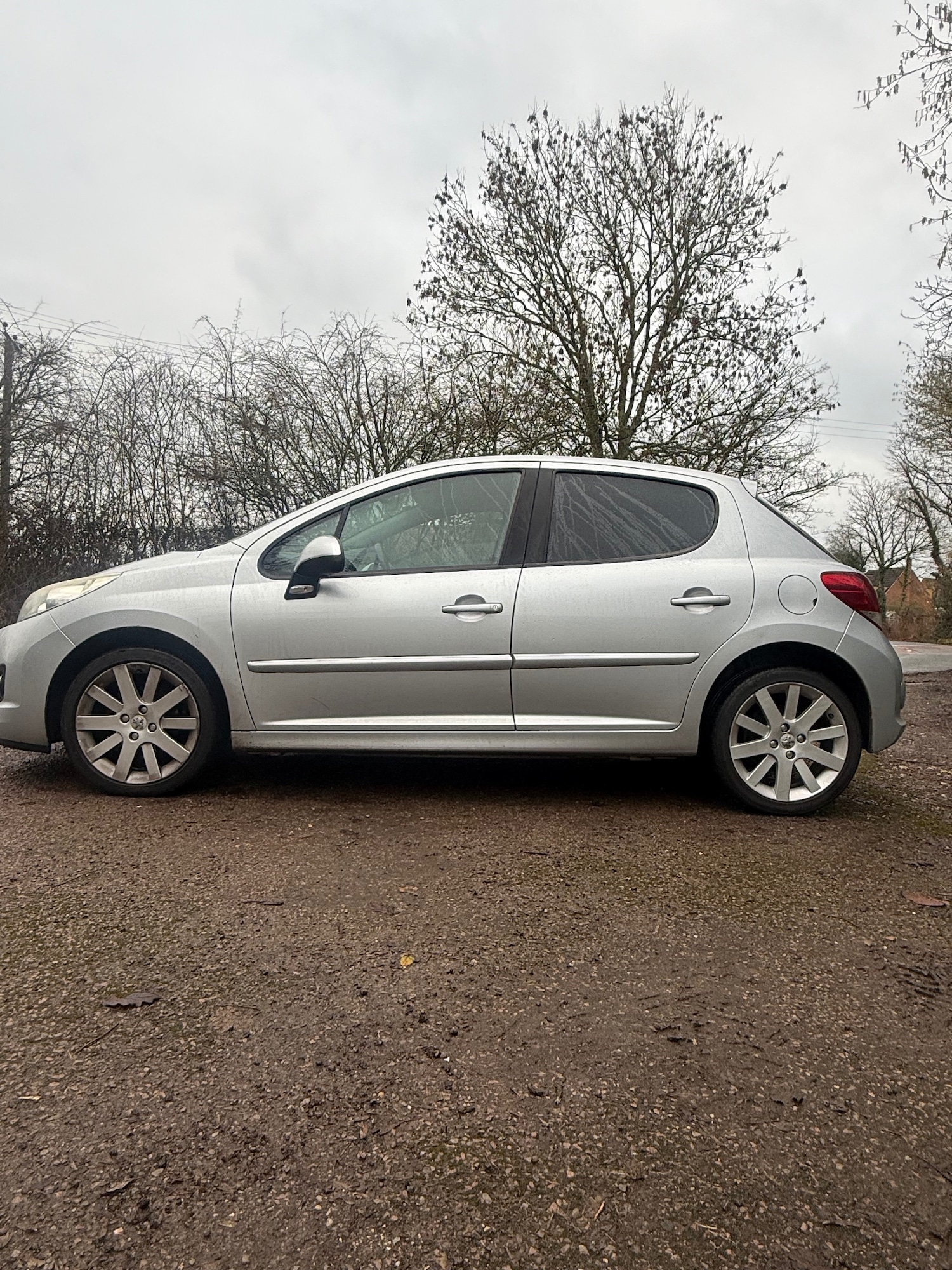 Used Peugeot 207 2011 for sale - 77409727: Photo 5