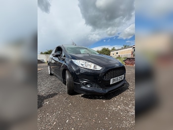 Used Ford Fiesta 2015 for sale - 78605316: Photo