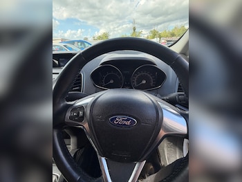 Used Ford Ecosport 2016 for sale - 78183542: Photo