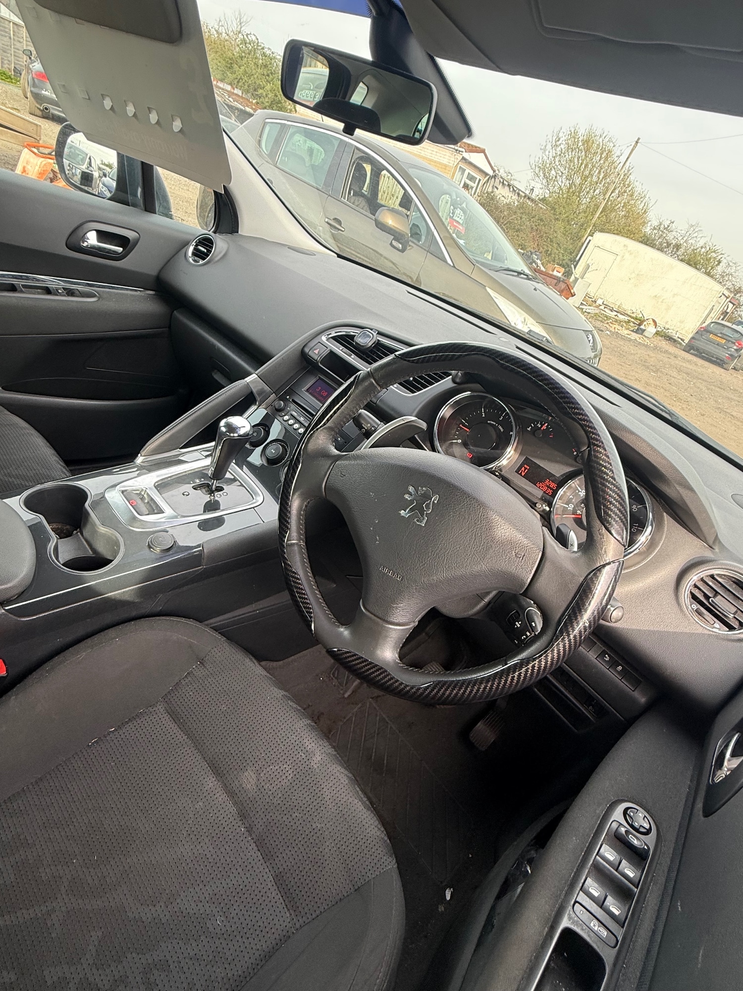 Used Peugeot 3008 2012 for sale - 77988521: Photo 4