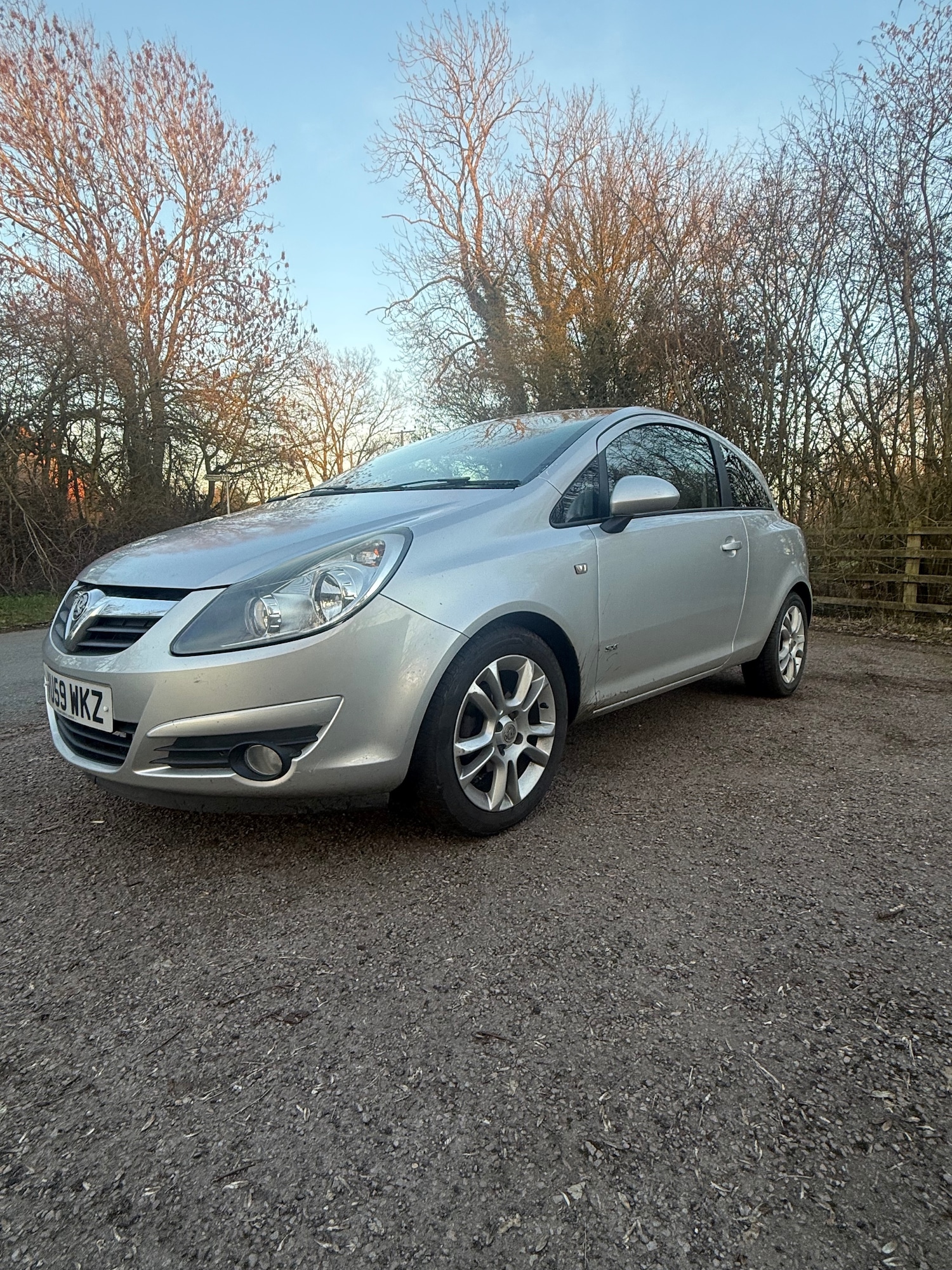 Used Vauxhall Corsa 2009 for sale - 77655994: Photo 3