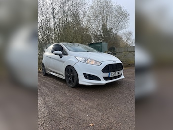 Used Ford Fiesta 2013 for sale - 77968991: Photo