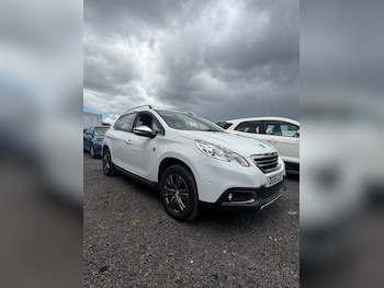 Used Peugeot 2008 2015 for sale - 78571739: Photo