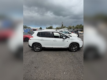 Used Peugeot 2008 2015 for sale - 78571739: Photo