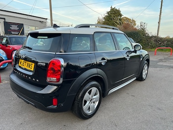Used MINI Countryman 2017 for sale - 76302939: Photo