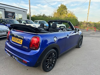 Used MINI Convertible 2018 for sale - 78328889: Photo