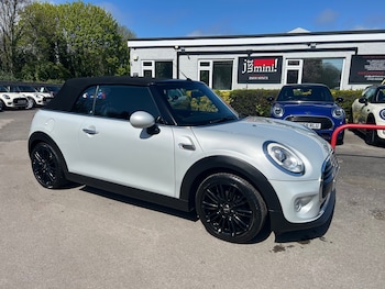 Used MINI Convertible 2017 for sale - 78081692: Photo