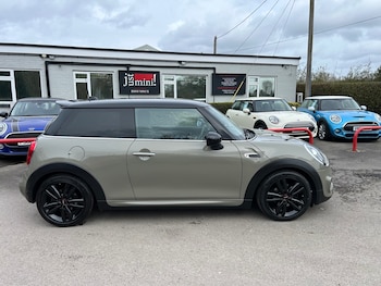 Used MINI Hatch 2018 for sale - 77801814: Photo