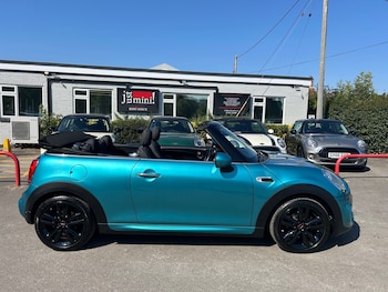 Used MINI Convertible 2017 for sale - 79519808: Photo