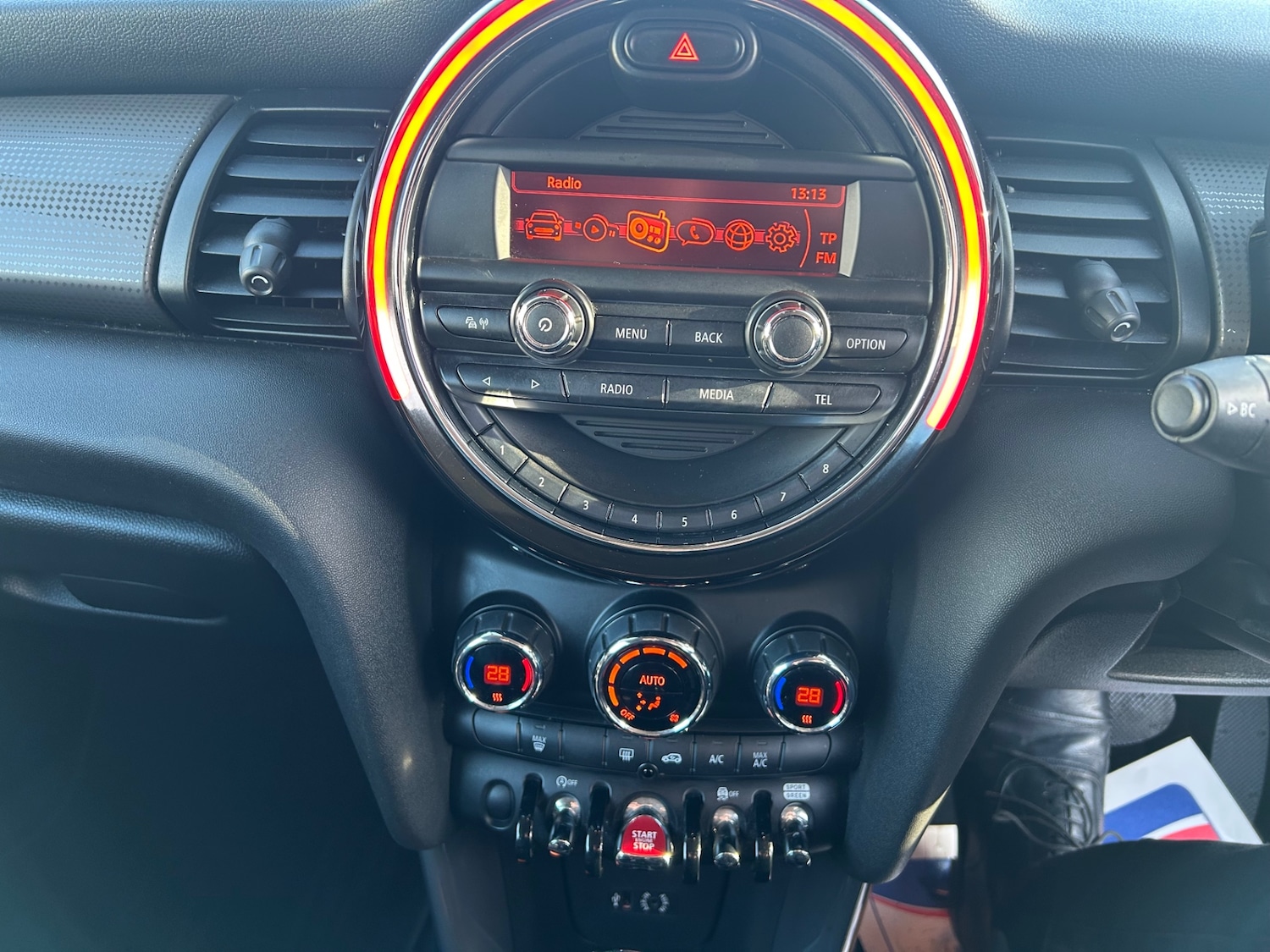 Used MINI Hatch 2018 for sale - 76782564: Photo 23