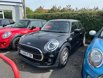 Used MINI Hatch 2019 for sale - 78389147: Photo