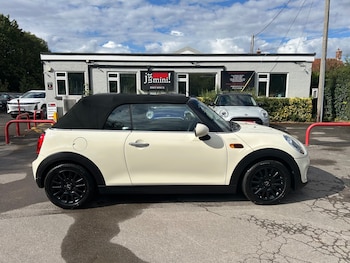 Used MINI Convertible 2017 for sale - 79438641: Photo